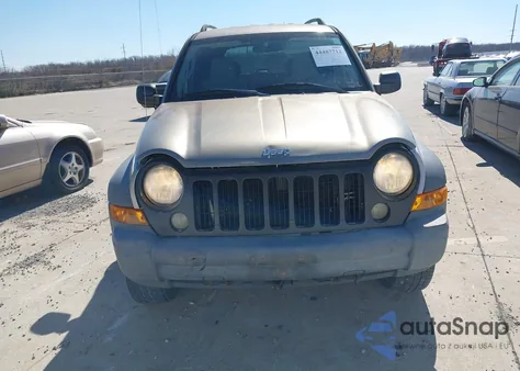 2005 Jeep Liberty Sport z USA, uszkodzony, nr VIN 1J4GL48K25W622214